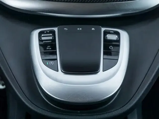 Mercedes-Benz V 250