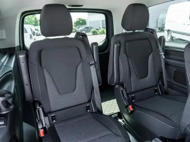 Mercedes-Benz V 250