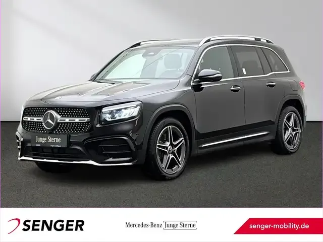 Mercedes-Benz GLB 220