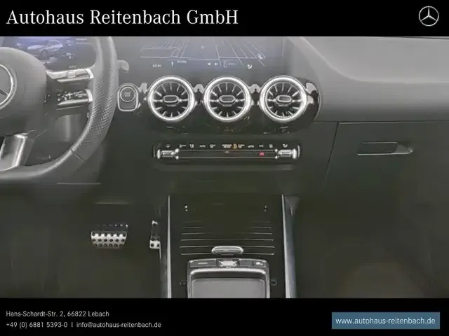 Mercedes-Benz EQA 250