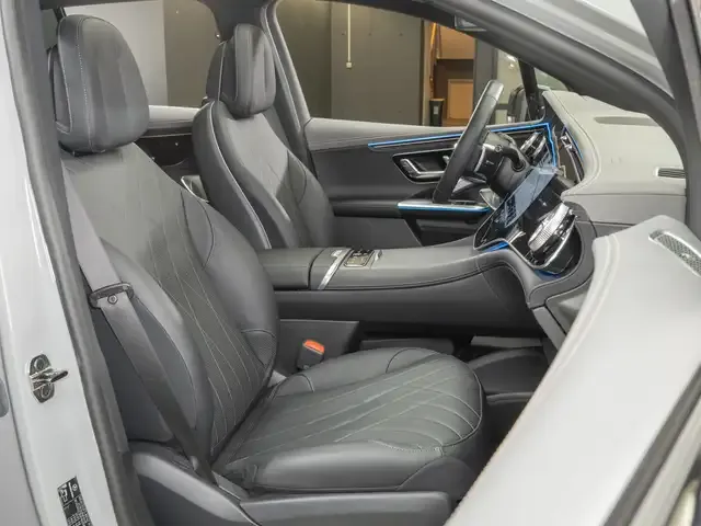 Mercedes-Benz EQE SUV