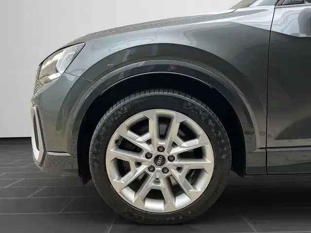 Audi SQ2