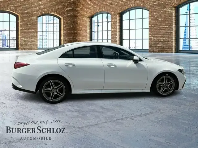 Mercedes-Benz CLA 200