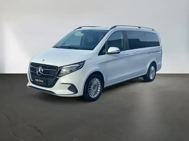 Mercedes-Benz V 220