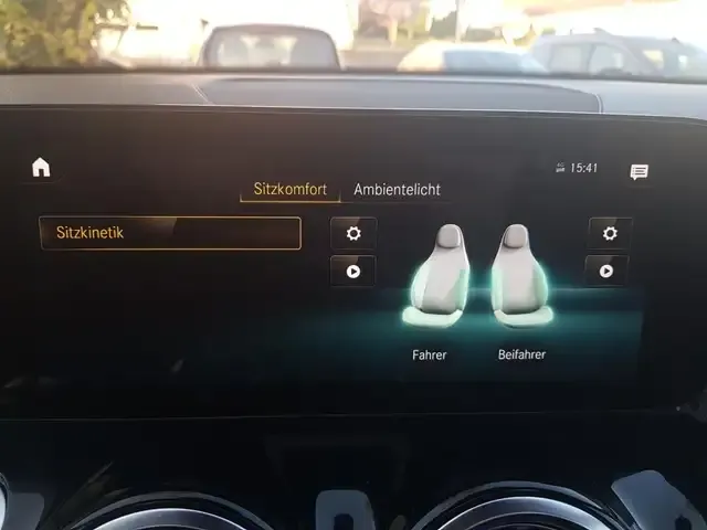 Mercedes-Benz GLB 250