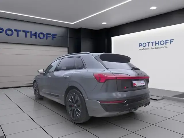 Audi Q8 e-tron