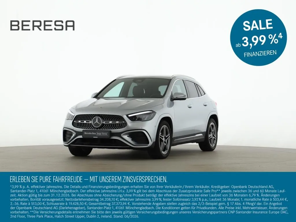 Mercedes-Benz GLA 200
