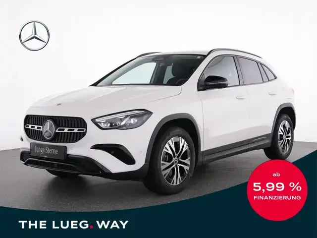 Mercedes-Benz GLA 220