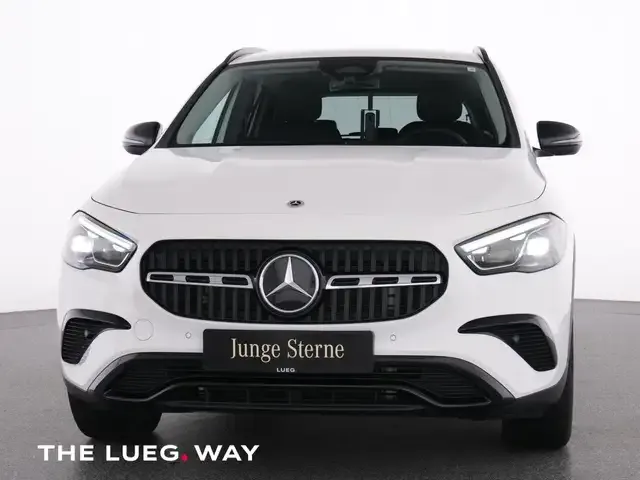 Mercedes-Benz GLA 220