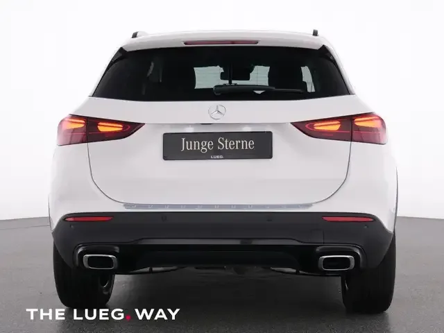 Mercedes-Benz GLA 220