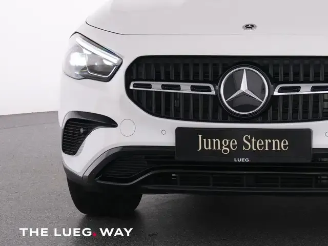 Mercedes-Benz GLA 220