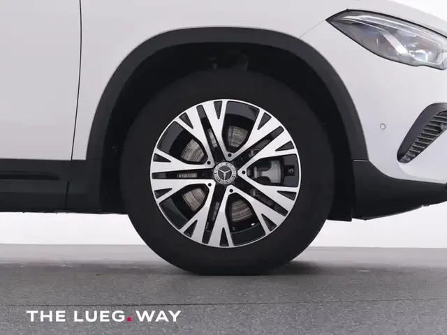 Mercedes-Benz GLA 220