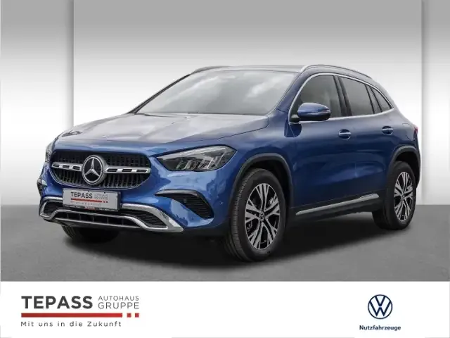 Mercedes-Benz GLA 220
