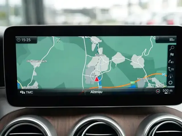 Mercedes-Benz C 220