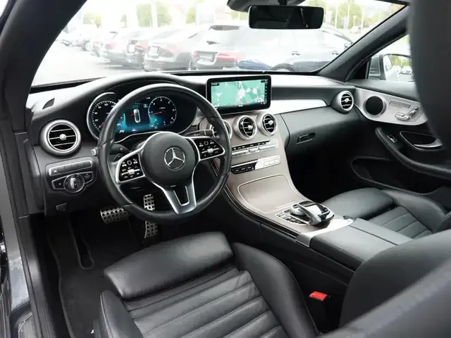 Mercedes-Benz C 220