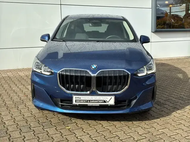 BMW 216