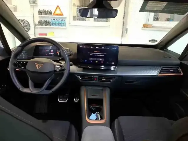 CUPRA Born