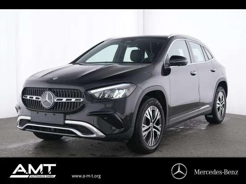 Mercedes-Benz GLA 220