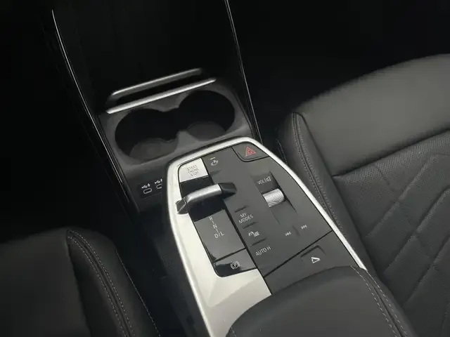 BMW 225
