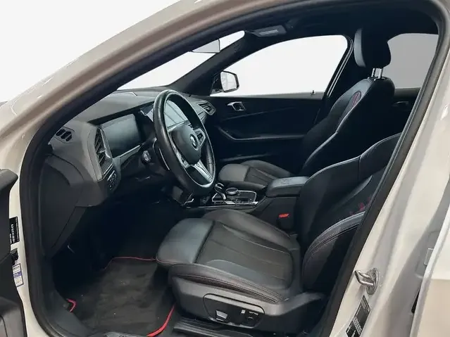 BMW 128
