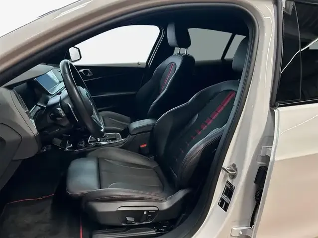 BMW 128