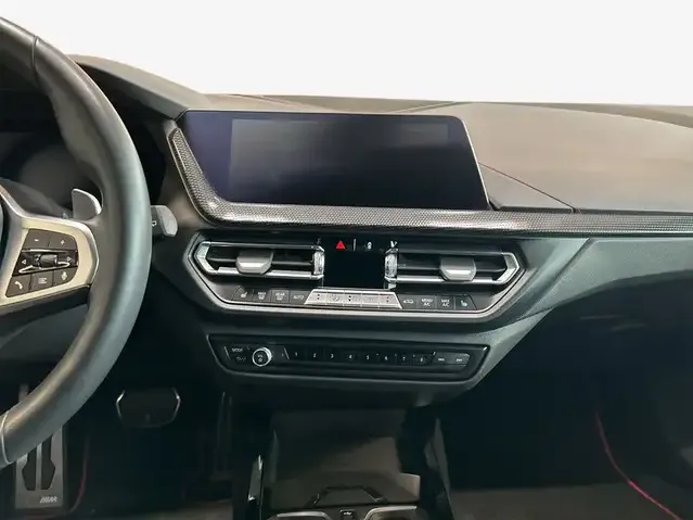 BMW 128
