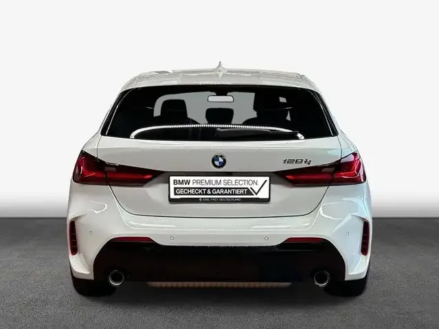 BMW 128