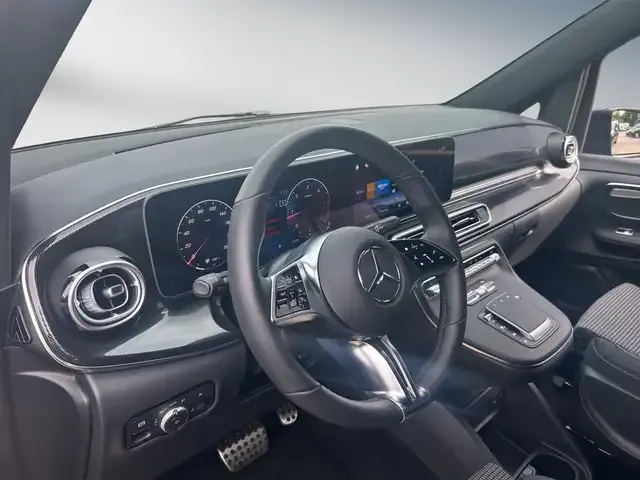 Mercedes-Benz V 220