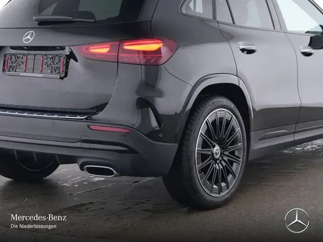 Mercedes-Benz GLA 200