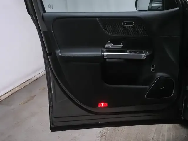 Mercedes-Benz EQB 250