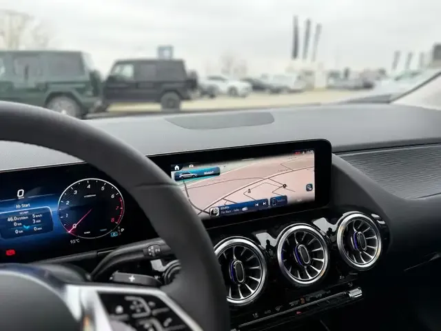 Mercedes-Benz B 200