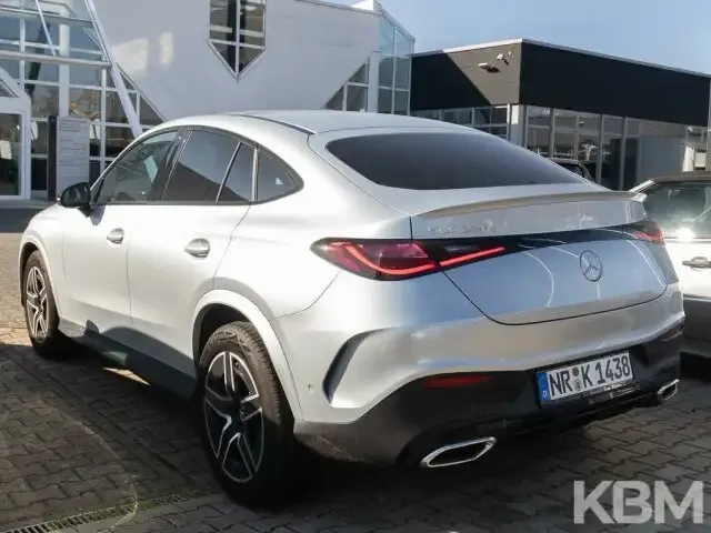 Mercedes-Benz GLC 220