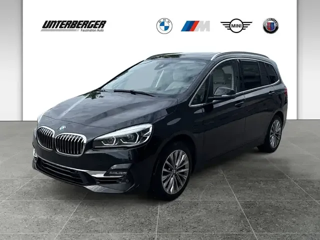 BMW 220