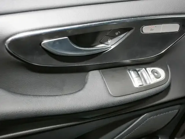 Mercedes-Benz EQV 300