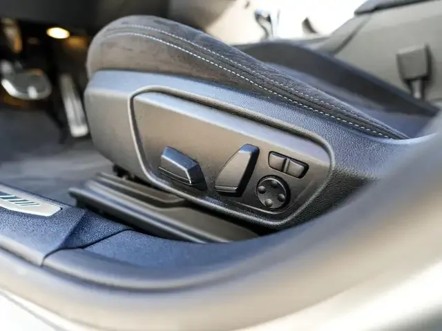 BMW 128