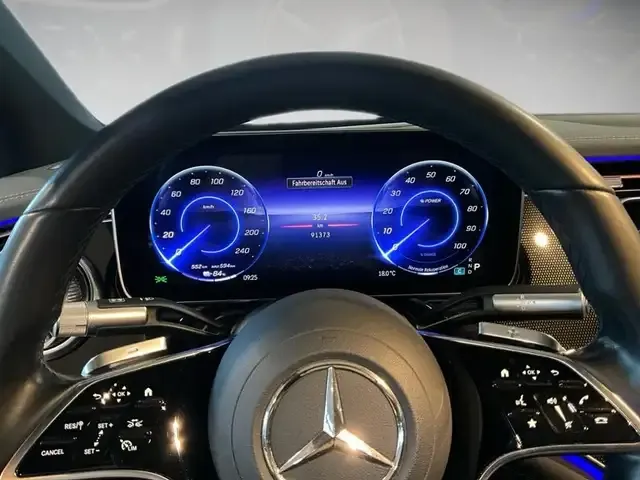 Mercedes-Benz EQS