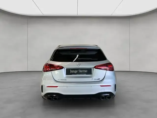 Mercedes-Benz A 45 AMG