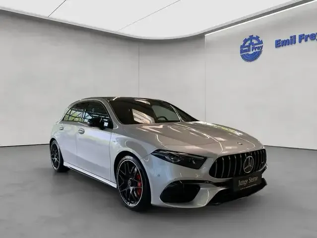 Mercedes-Benz A 45 AMG