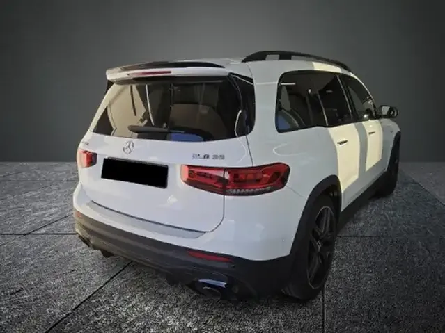 Mercedes-Benz GLB 35 AMG