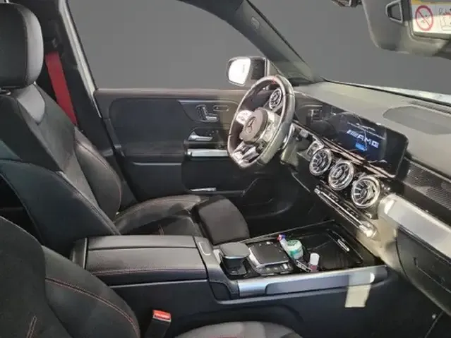 Mercedes-Benz GLB 35 AMG