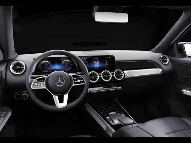 Mercedes-Benz EQB 300