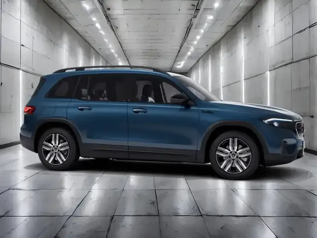 Mercedes-Benz EQB 300