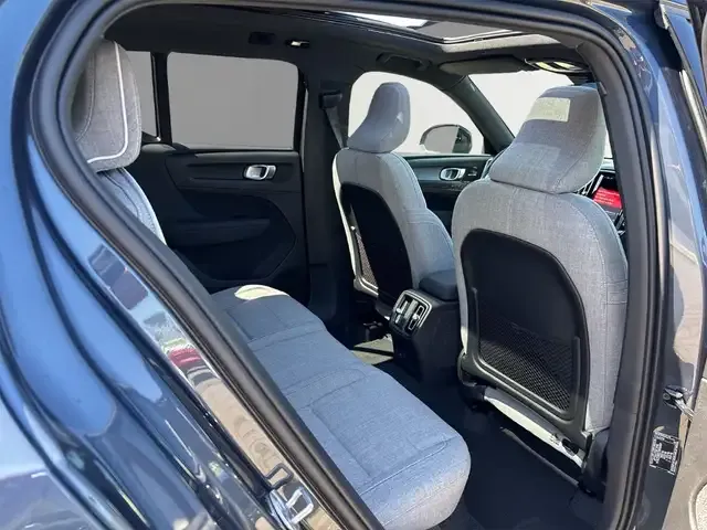 Volvo EX40