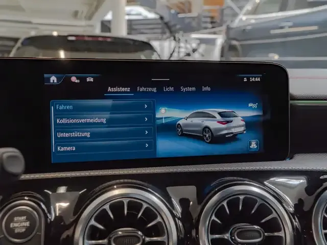 Mercedes-Benz CLA 250