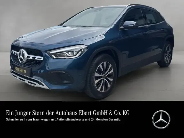 Mercedes-Benz GLA 180