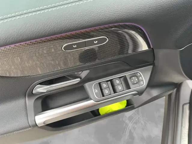 Mercedes-Benz GLB 250