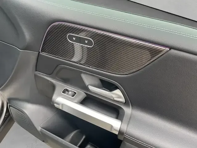 Mercedes-Benz GLB 250