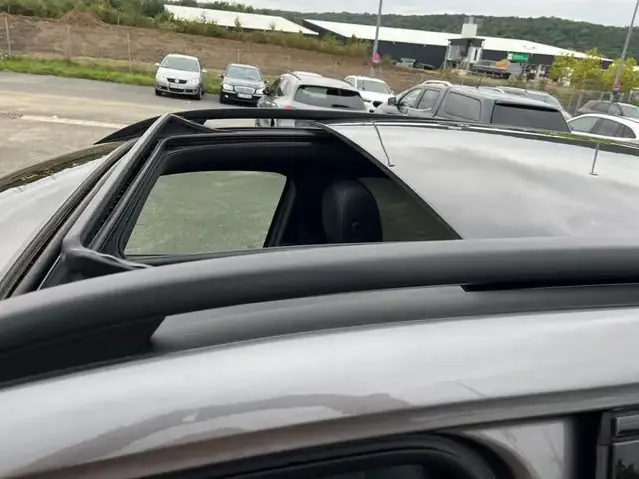 Mercedes-Benz GLB 250