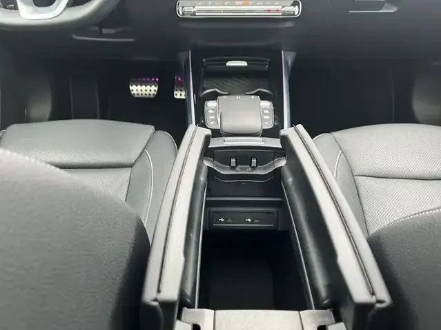 Mercedes-Benz GLB 250