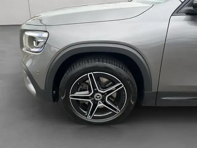 Mercedes-Benz GLB 250